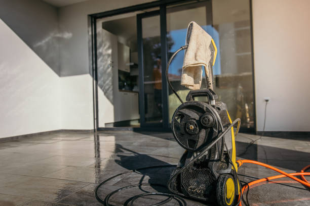 Best Rust Removal  in Womelsdorf, PA